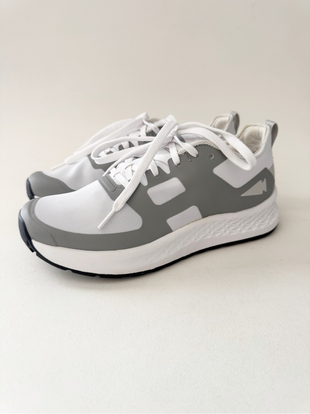 GORUCK Rough Runner Sneaker Mens US 7 Womens US 9 White Gray Running Gym Train - Picture 2 of 9